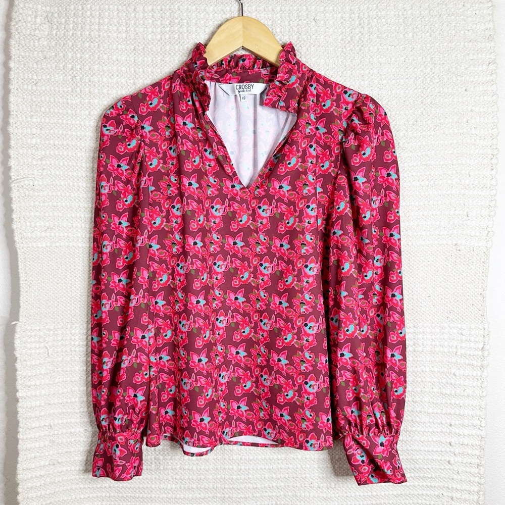 CROSBY BY MOLLIE BURCH red and pink floral ruffled blouse top XS